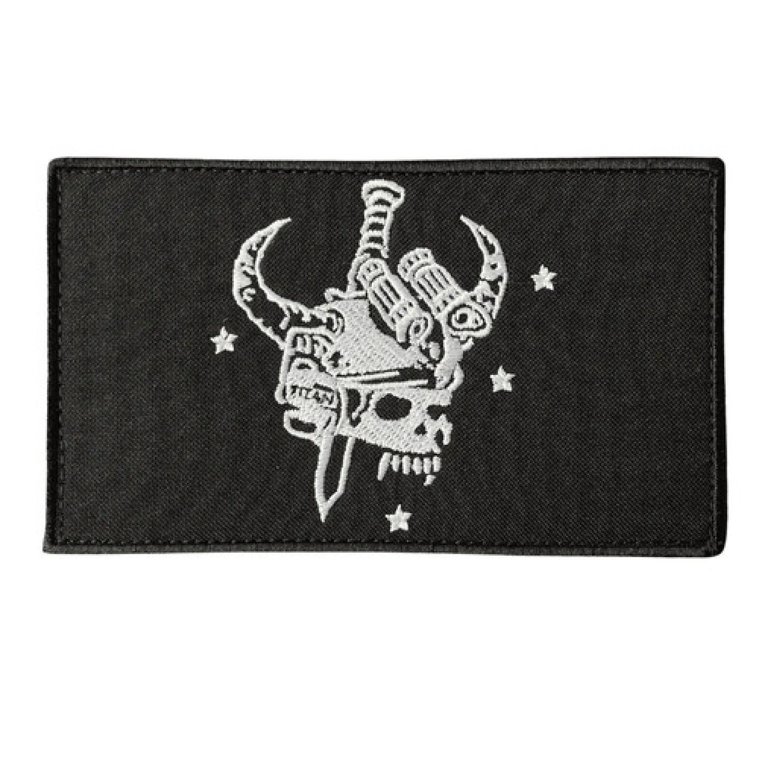 Вишитий Патч "TITAN" великий з зірочками