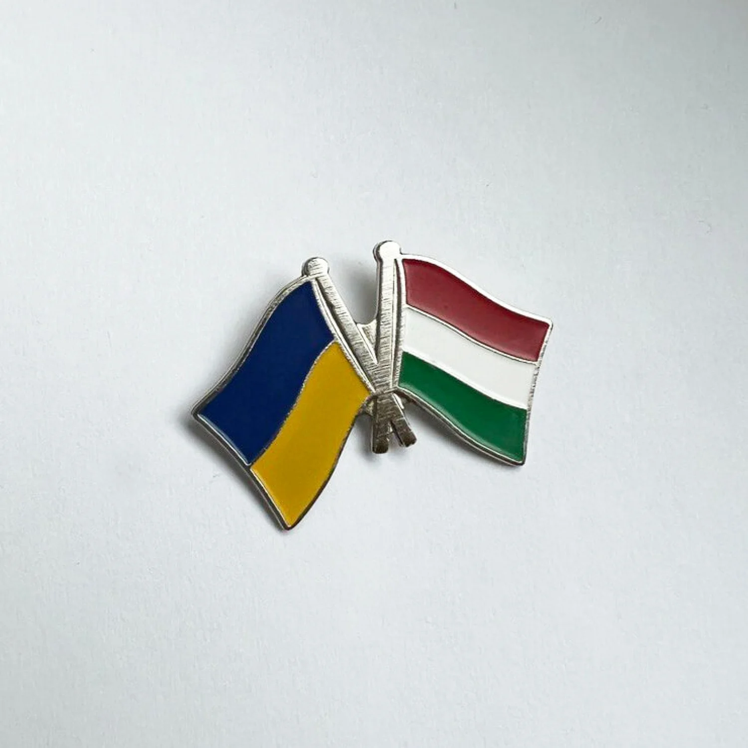 Значок флаг Украины / Венгрия