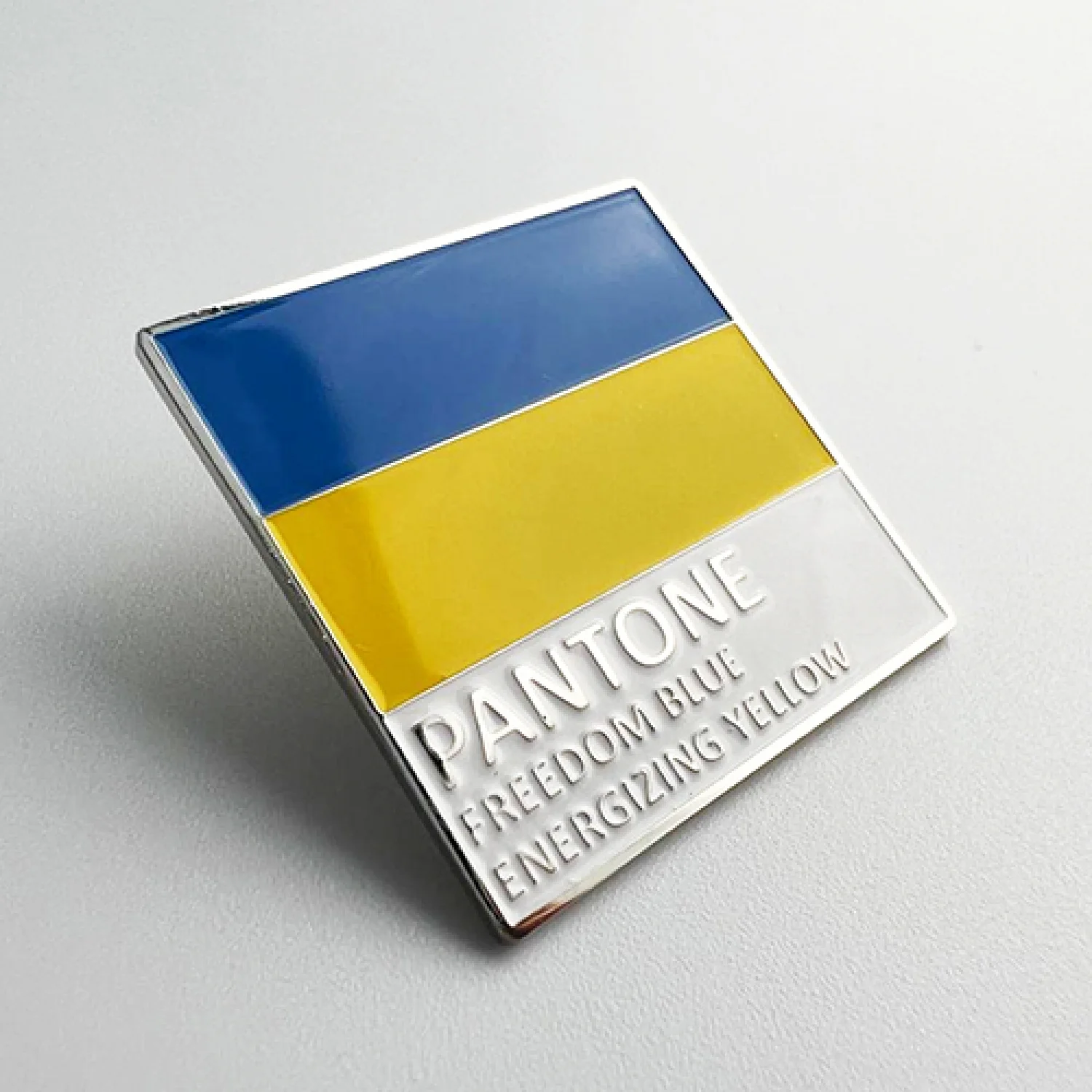 Значок Pantone freedom/energizing