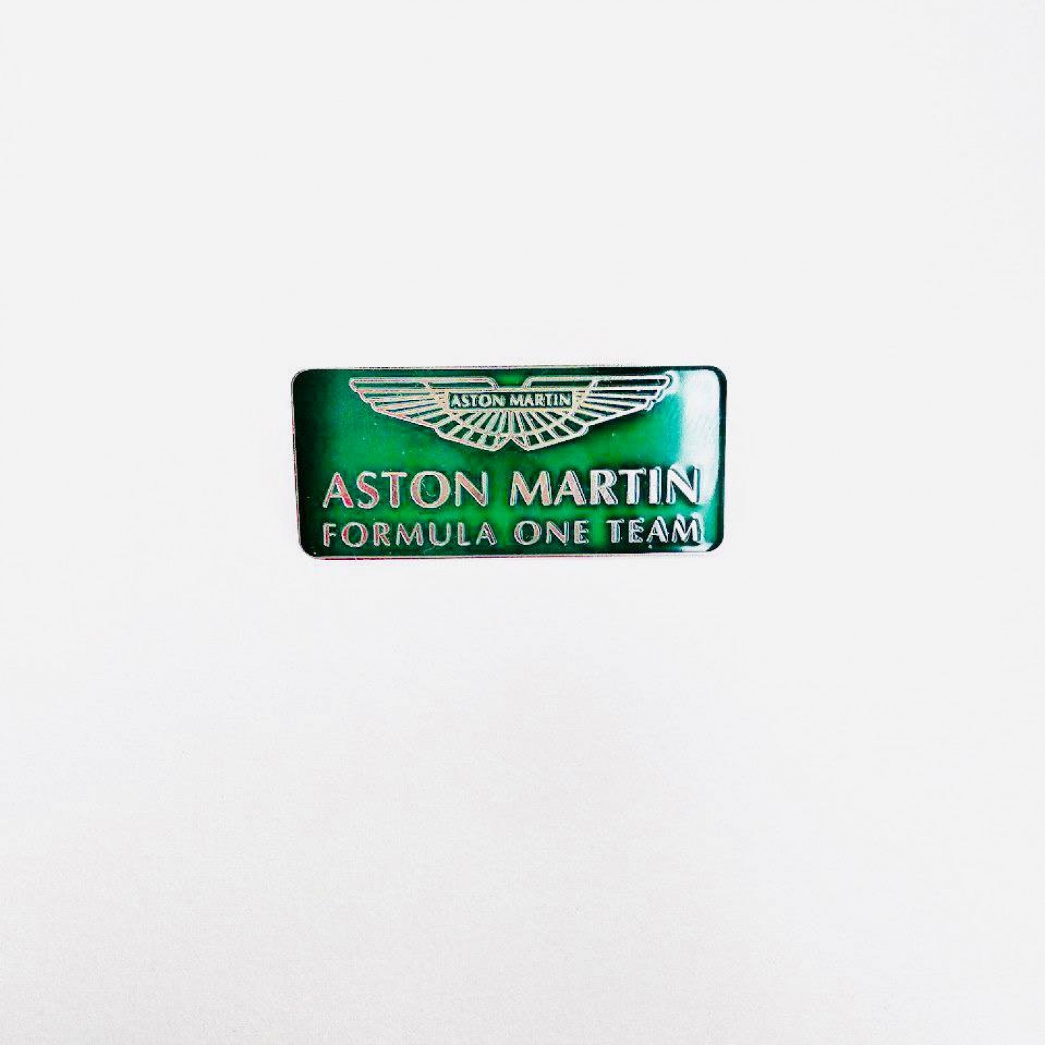 Значок Aston Martin