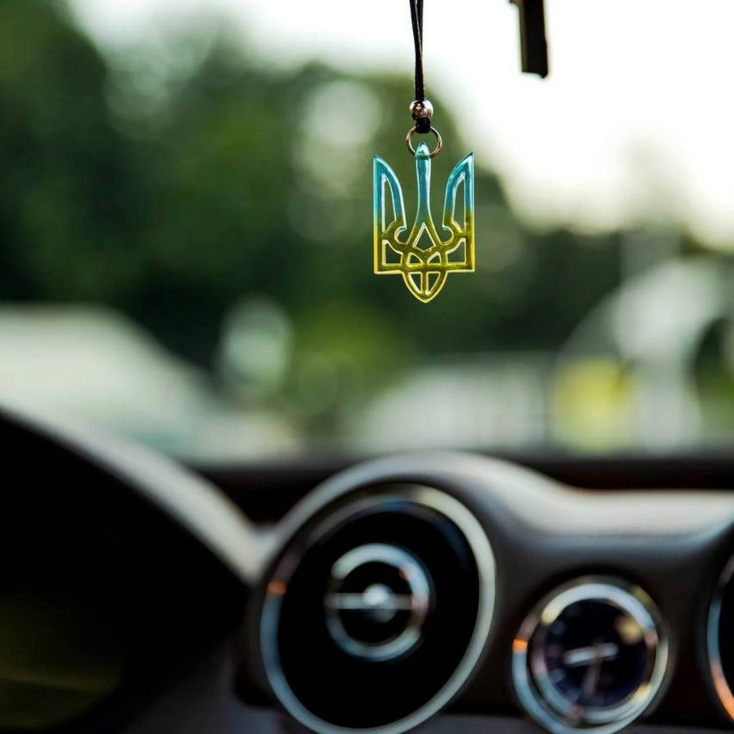 Підвіска в авто Patriot Тризуб України