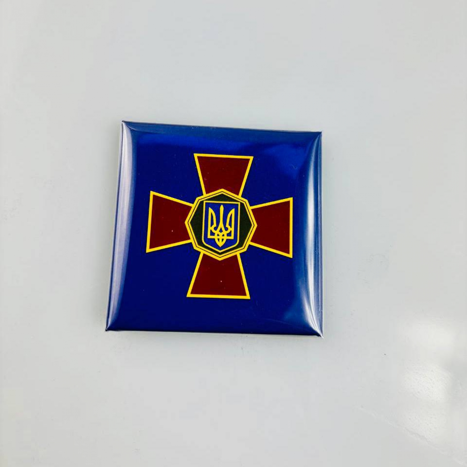 Магнит сувенирный НГУ