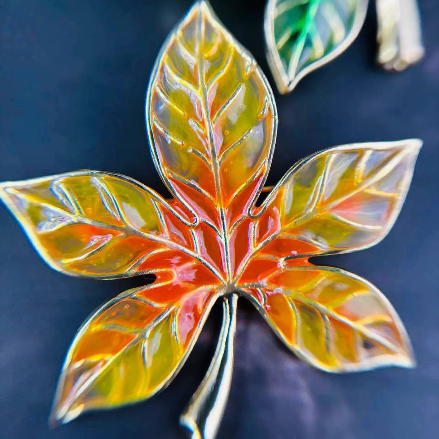 Брошь Каштан Оранжевый