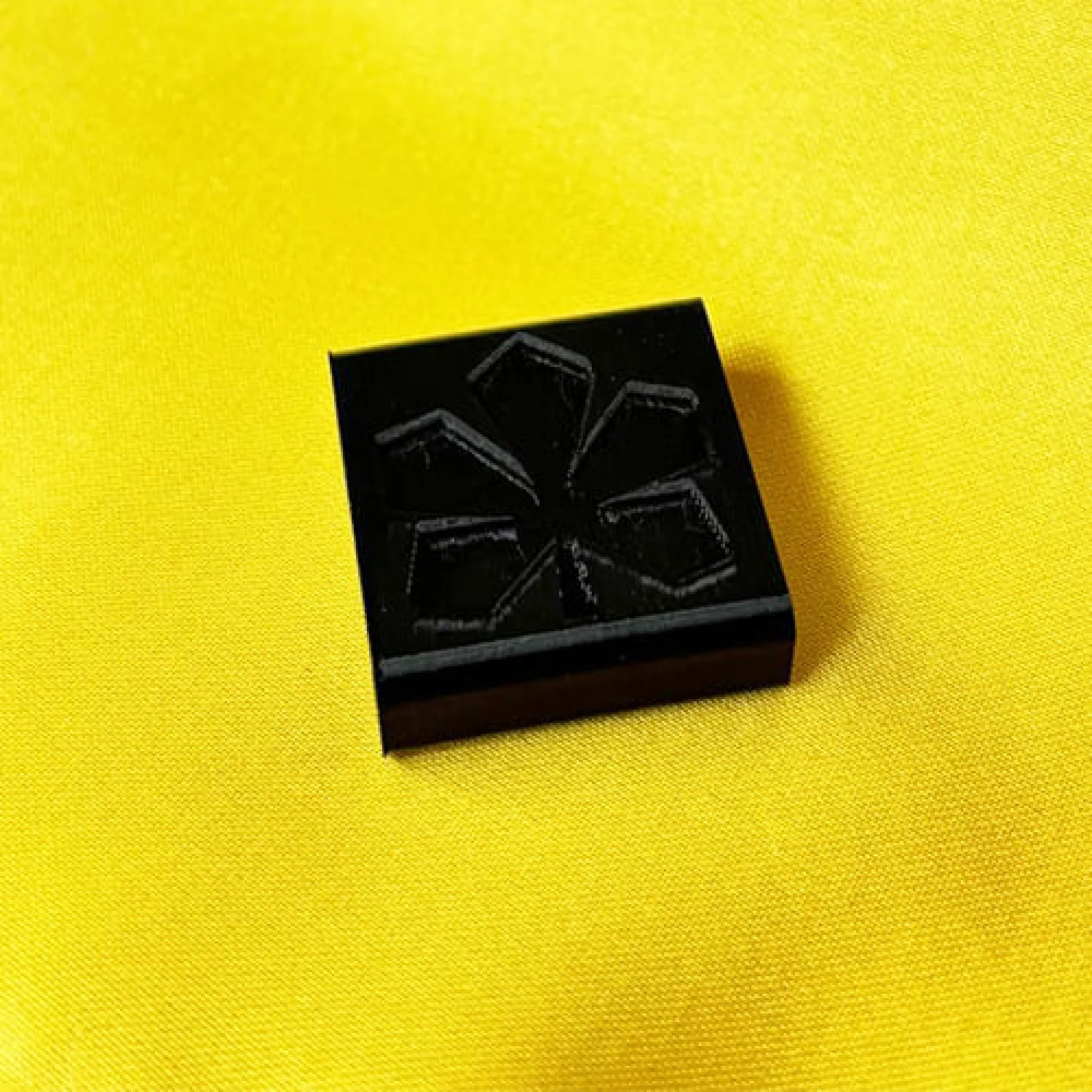 MOLLE Clip Каштан чорний