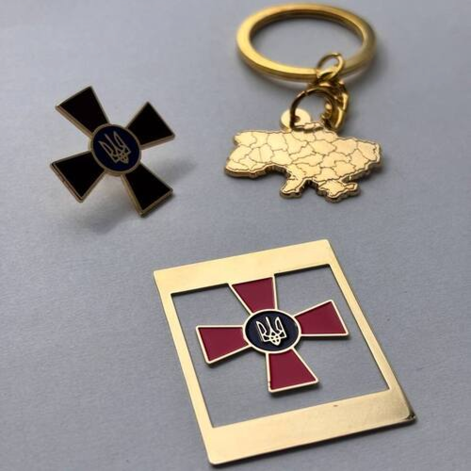 Набір значок + брелок + закладка ЗСУ