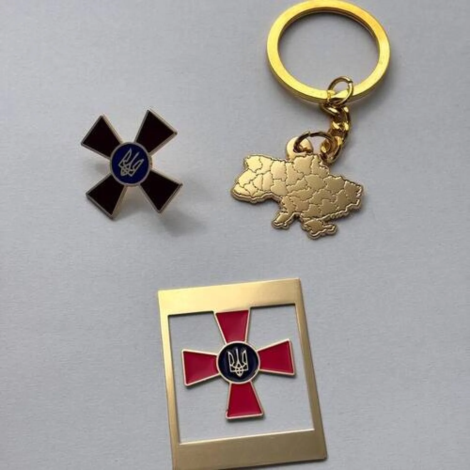 Набор значок + брелок + закладка ВСУ