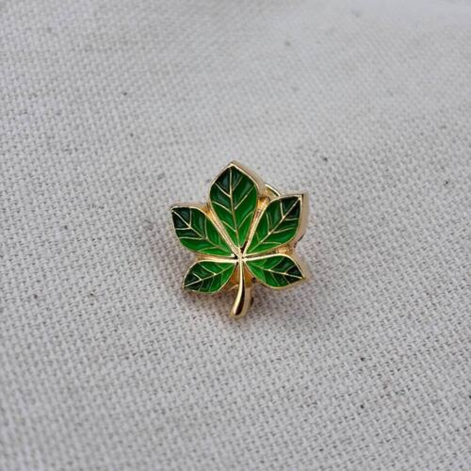 Значок Каштан зелений позолота