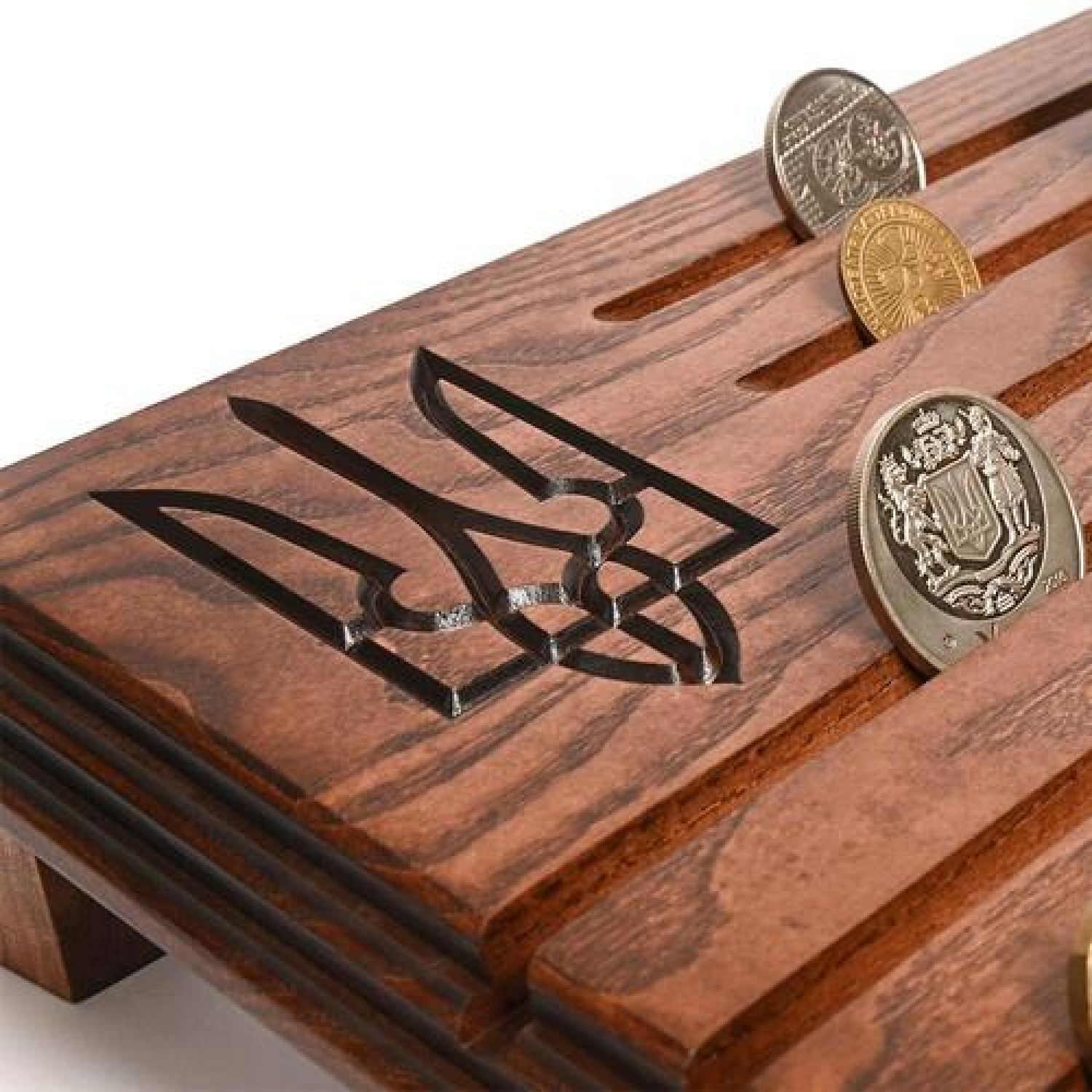 Подставка для коллекционных монет, медалей с гравировкой Трезуб деревянный Коричневый