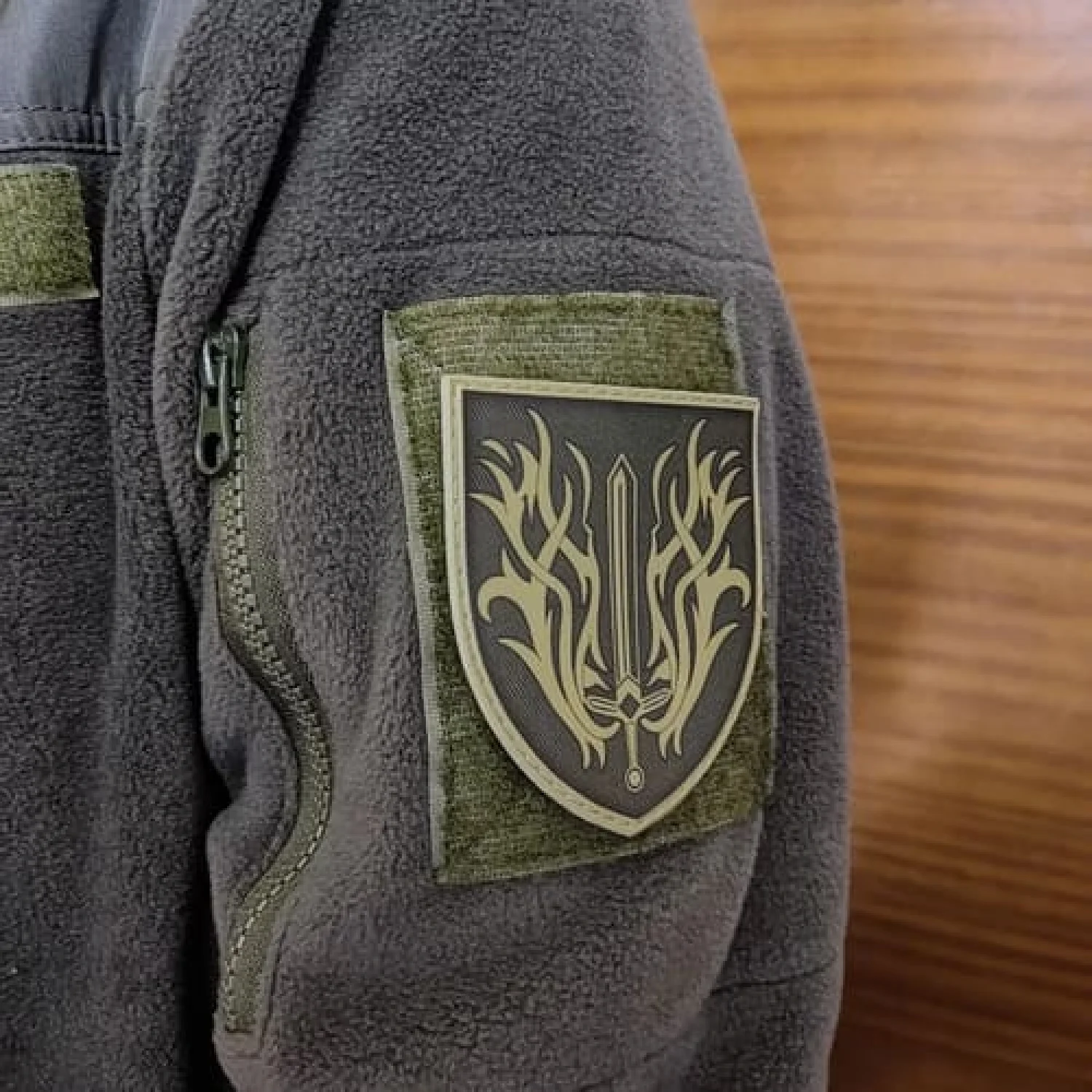 Шеврон Огнем и мечом олива