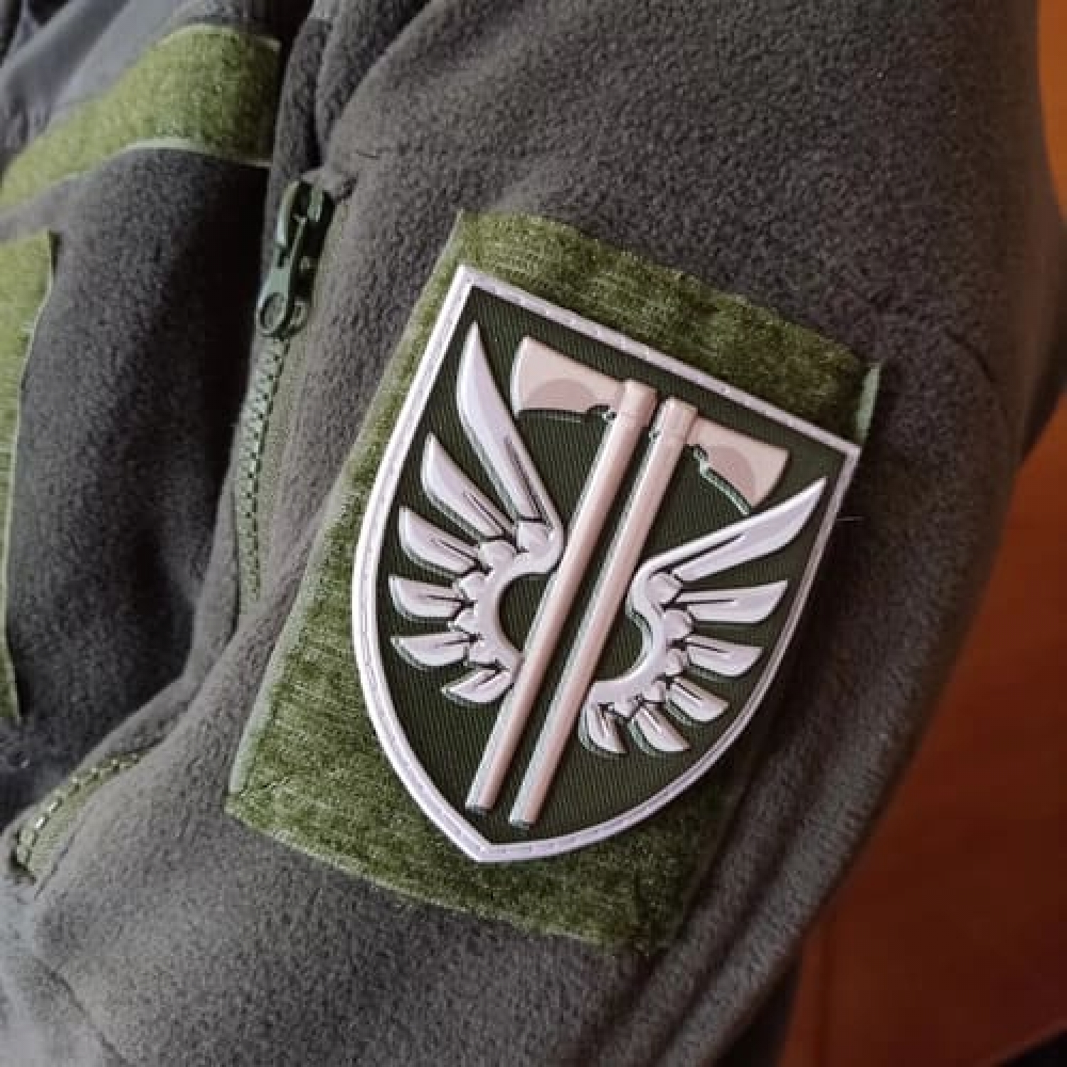 Шеврон ВСУ 77 отдельная аэромобильная бригада новый полевой