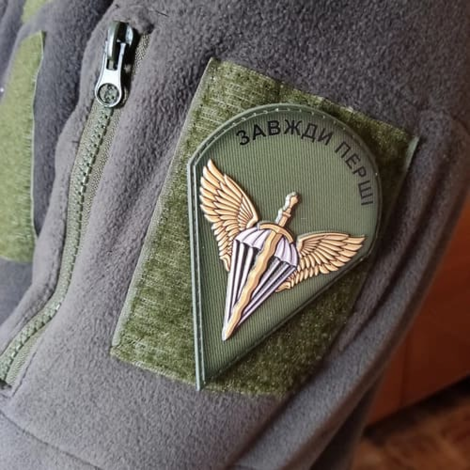 Шеврон ВСУ ДШВ Всегда первое олива