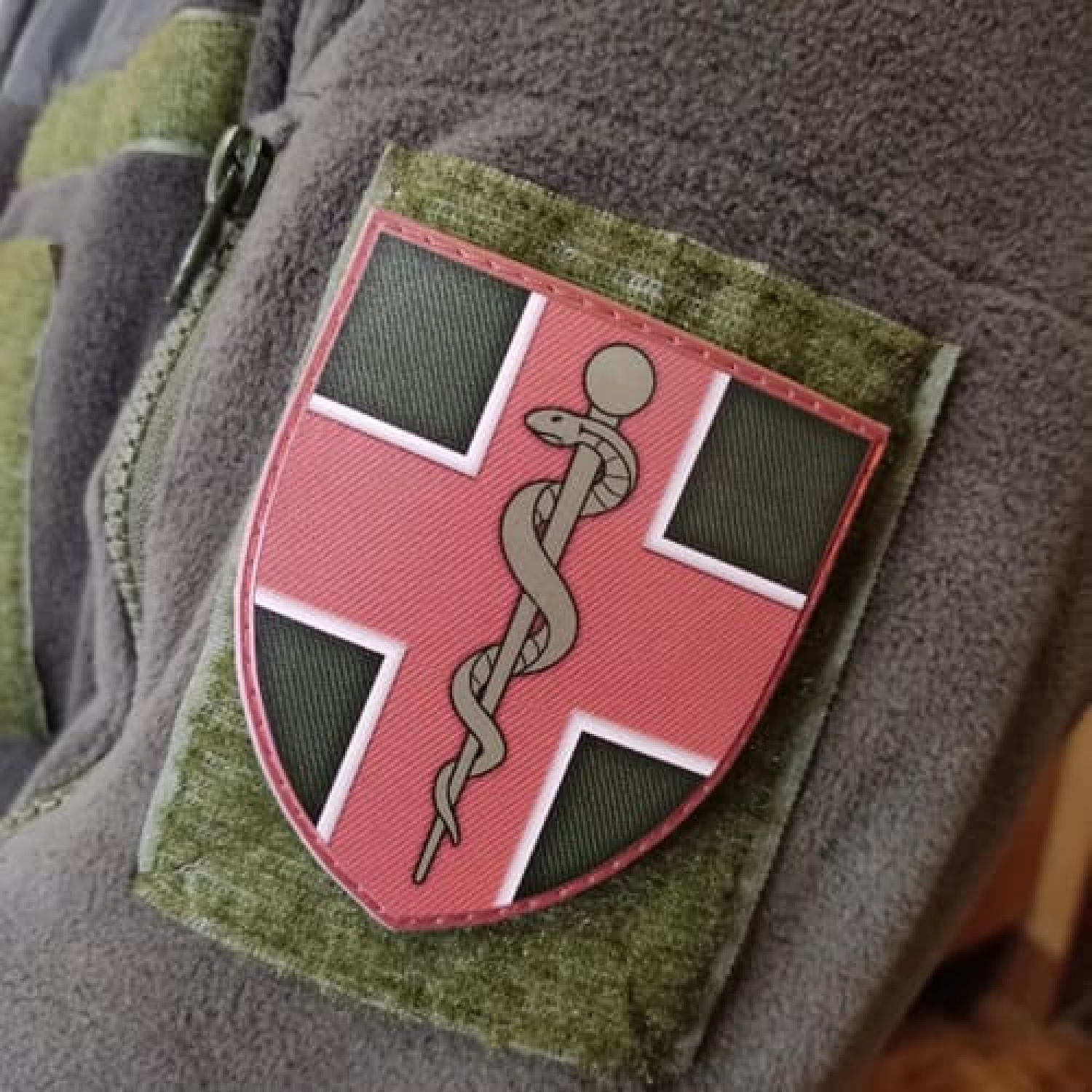 Шеврон ВСУ Медицинская часть змея