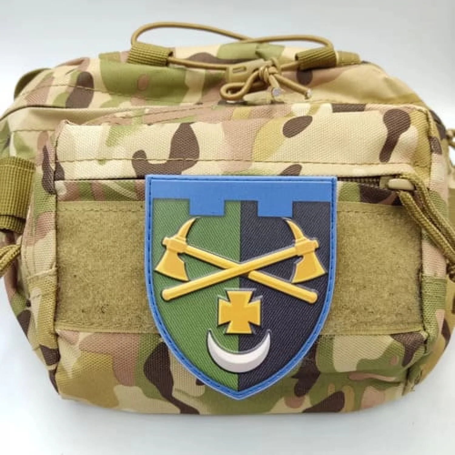 Шеврон ВСУ ТРО А4780 2 топора крест и луна