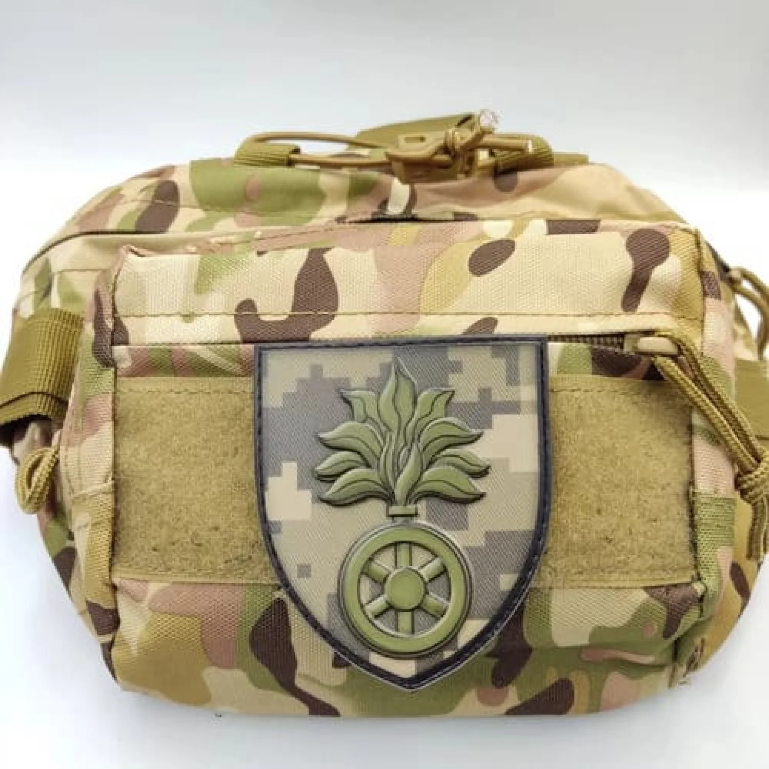 Шеврон ЗСУ Центр протимінної діяльності піксель