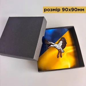 Коробка подарункова 90 х 90 х 25 мм