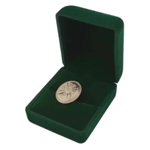 Футляр квадратний для нагород, медалей, орденів, монет, значків зелений оксамитовий