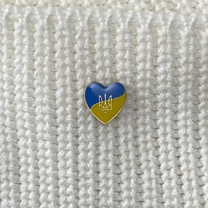 Значок патріотичний Серце України з тризубом (хвиля)