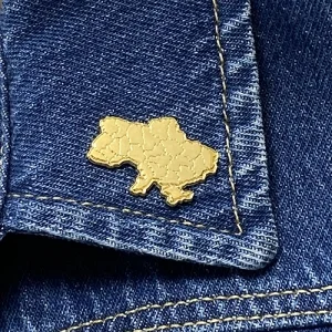 Значок мапа України позолота