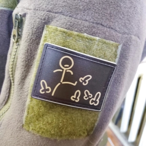 Нашивка Пинать х...и