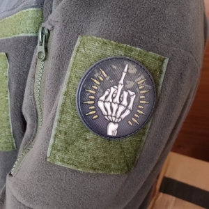 Шеврон Средний палец