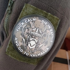 Шеврон Fuck calm die in battle and go to valhalla пиксель