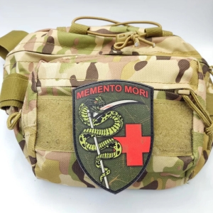 Шеврон медичний Memento mori