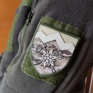 Шеврон ЗСУ 10 окрема гірсько-штурмова бригада ОК Захід мультикам