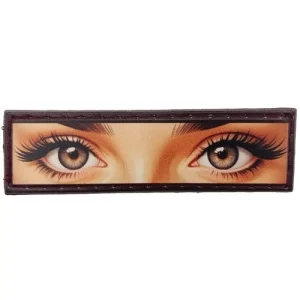 Шеврон сірі очі