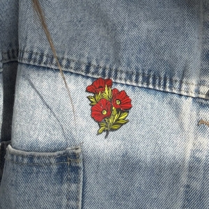 Значок Гілка маків