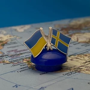 Значок прапори України / Швеція