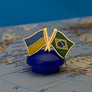 Значок прапори Україна / Бразилія