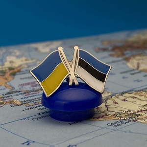 Значок прапори України / Естонії