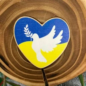 Значок Голуб миру в серці