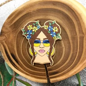 Значок Україночка шатенка