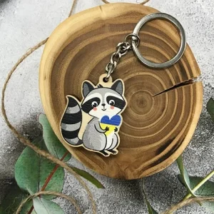 Брелок Енот с сердцем Украины