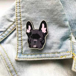 Значок чорний французький бульдог