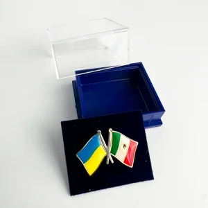 Футляр для значка з прозорою кришкою