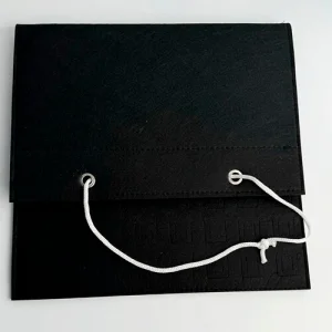 Тримач настінний для колекціонування значків (чорний)