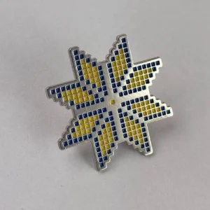 Значок Вышиванка-звезда в этно-стиле