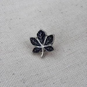 Значок Каштан черный под серебро