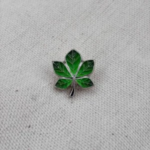 Значок Каштан зеленый под серебро