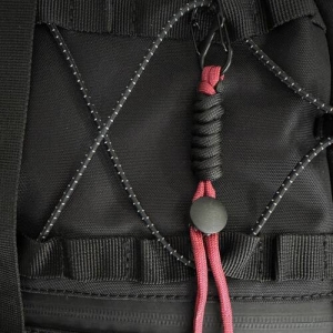 Держатель ключей на пояс красный