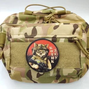 Шеврон Котик ЗСУ червоно-чорний