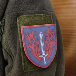 Шеврон Вогнем і мечем червоно-блакитний