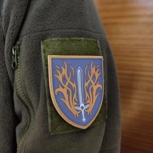 Шеврон Вогнем і мечем жовто-блакитний