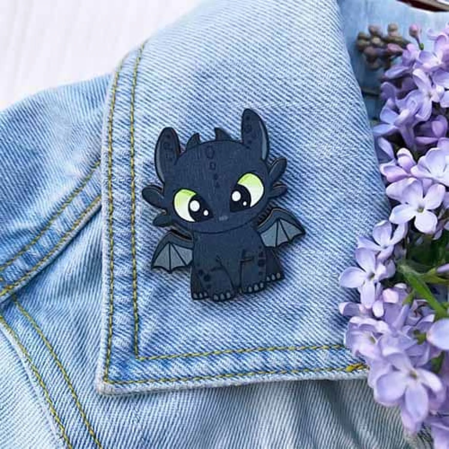 Значок Беззубик 2